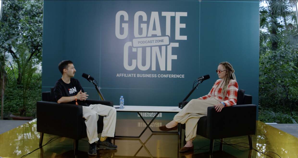 AI podcast setup recording live at the G Gate Conf event